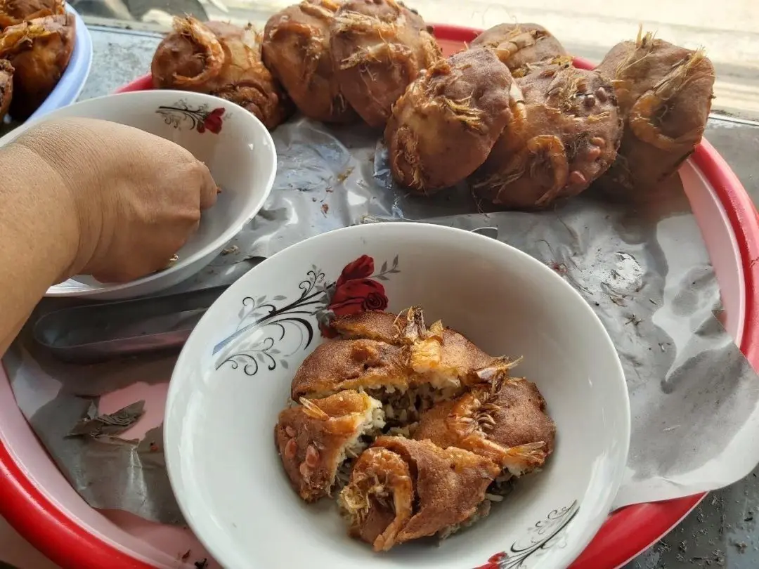 Thưởng thức b&aacute;nh v&aacute; b&aacute;nh gi&aacute; G&ograve; C&ocirc;ng thơm ngon kh&oacute; cưỡng 3