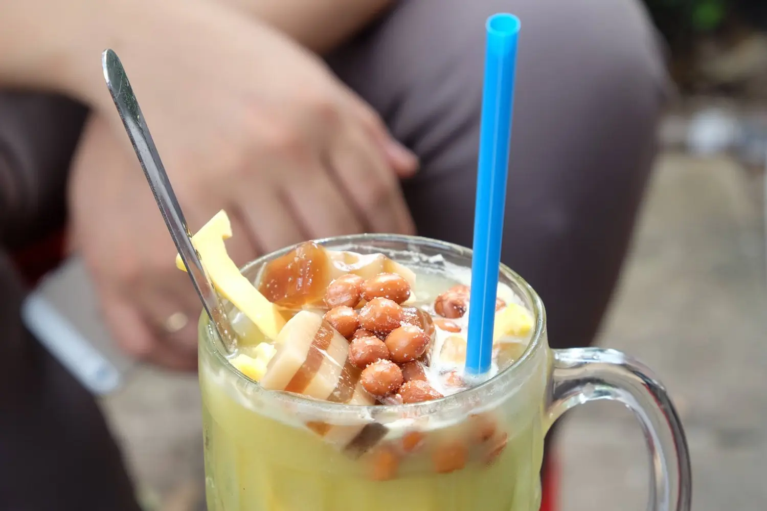 Review top 10 qu&aacute;n ăn ngon nổi tiếng ở Mỹ Tho m&agrave; gi&aacute; c&ograve;n rẻ 6