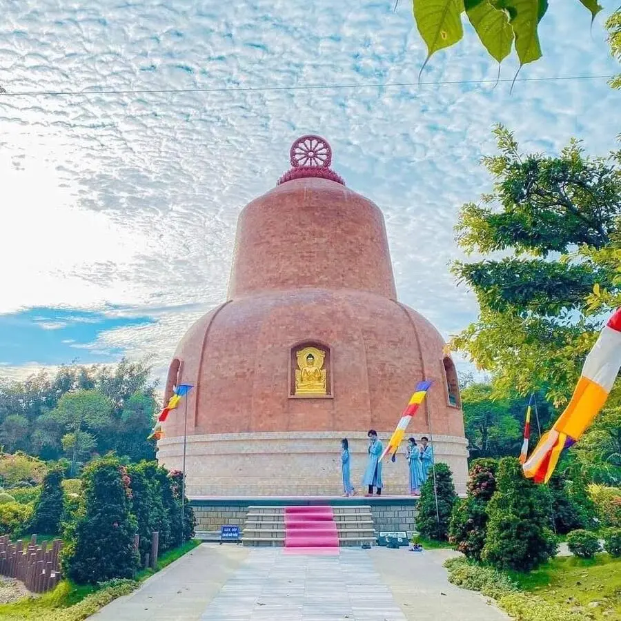 Thiền Viện Tr&uacute;c L&acirc;m Ch&aacute;nh Gi&aacute;c, kh&ocirc;ng gian an l&agrave;nh với kiến tr&uacute;c độc đ&aacute;o 2