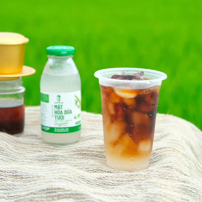 Thưởng thức mật hoa dừa, tinh t&uacute;y đặc sản Tr&agrave; Vinh 8