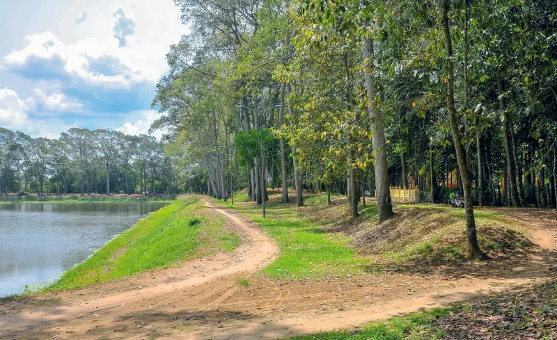 Ao B&agrave; Om Tr&agrave; Vinh: Thắng cảnh đẹp m&ecirc; mẩn v&agrave; những b&iacute; ẩn đầy hấp dẫn 6