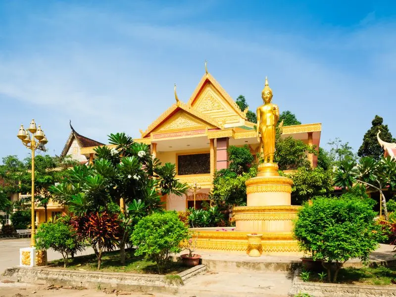 Kh&aacute;m ph&aacute; ch&ugrave;a &Ocirc;ng Mẹt: N&eacute;t độc đ&aacute;o trong văn h&oacute;a Khmer Nam Bộ 6