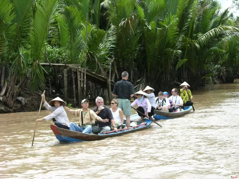 Một ng&agrave;y tại C&ugrave; lao Long Trị: Khu du lịch tại Tr&agrave; Vinh 6