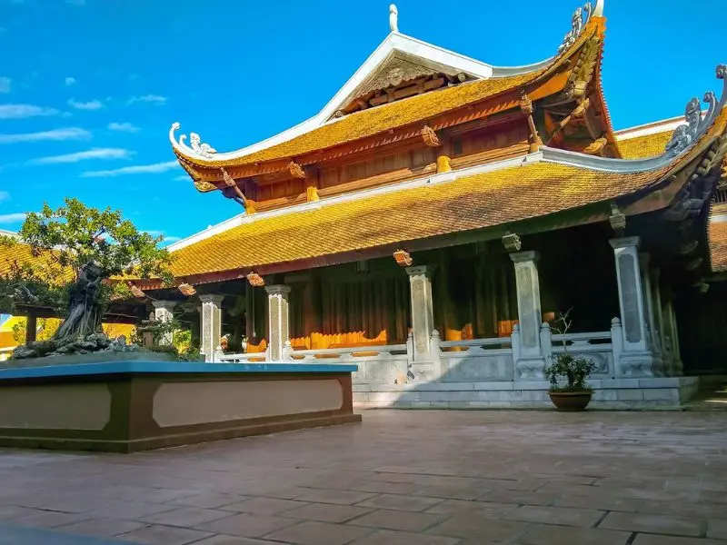 Vẻ đẹp kiến tr&uacute;c v&agrave; c&acirc;u chuyện lịch sử Thiền viện Tr&uacute;c L&acirc;m Tr&agrave; Vinh 2