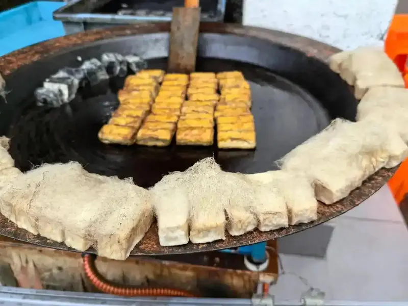Đậu phụ l&ocirc;ng tinh hoa ẩm thực v&ugrave;ng Ho&agrave;ng Sơn Trung Quốc 5