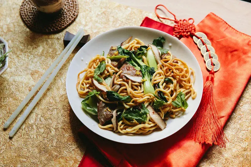 M&igrave; Trường Thọ, m&oacute;n ăn kh&ocirc;ng thể thiếu trong sinh nhật của người Trung Quốc 9