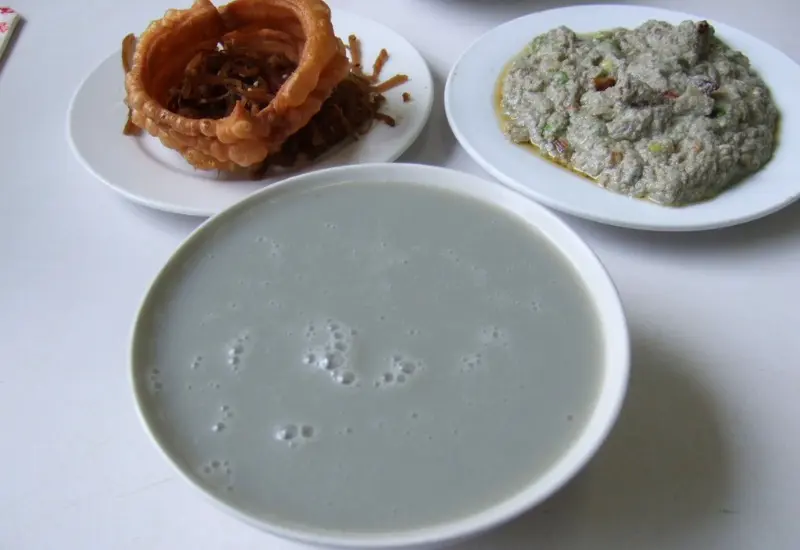 Nước đậu Bắc Kinh: đặc sản nổi tiếng, hương vị độc đ&aacute;o 3