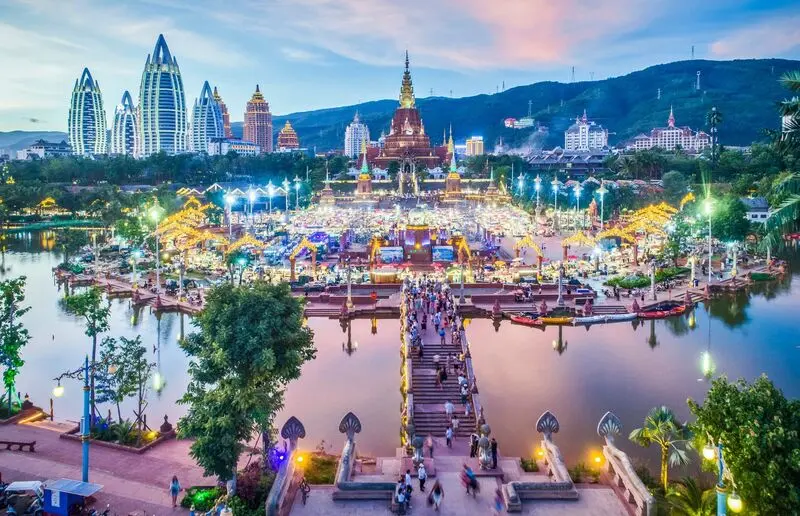 C&oacute; một V&acirc;n Nam đẹp như cổ t&iacute;ch tại phương Nam Trung Quốc 15