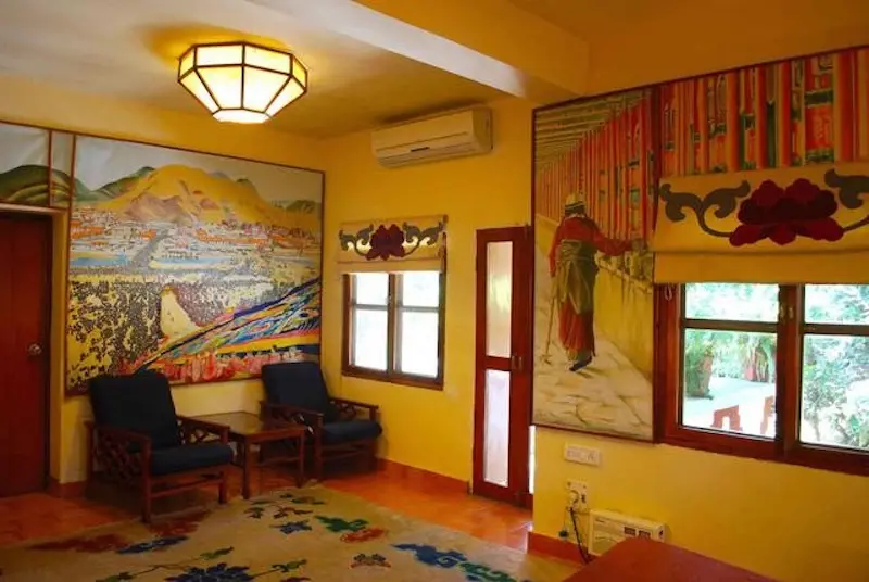 Cung điện Potala, tòa thành văn hóa Phật giáo tại Tây Tạng 17