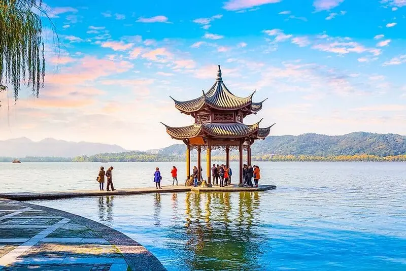 Đến Chiết Giang Trung Quốc ngắm nh&igrave;n n&uacute;i non s&ocirc;ng nước n&ecirc;n thơ 2