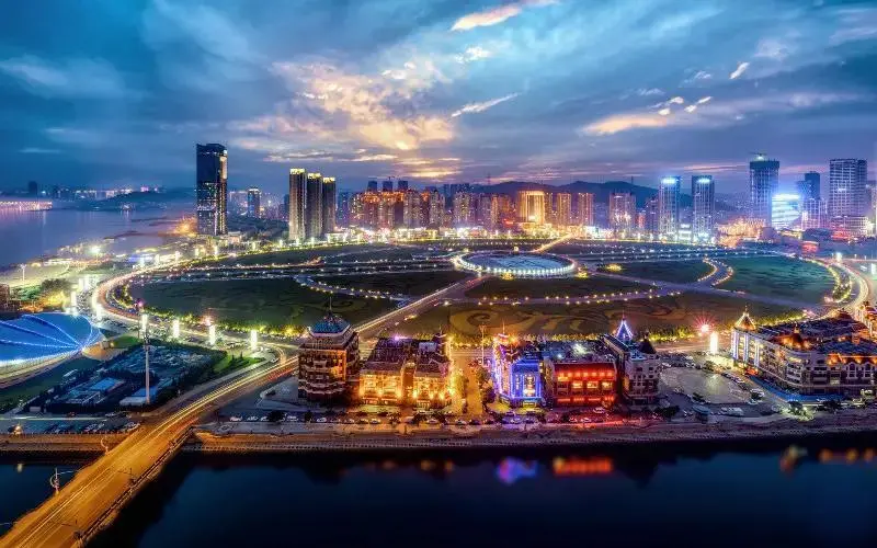 Du lịch Đại Li&ecirc;n, Trung Quốc: Th&agrave;nh phố biển hiện đại, đẹp qu&ecirc;n lối về 7