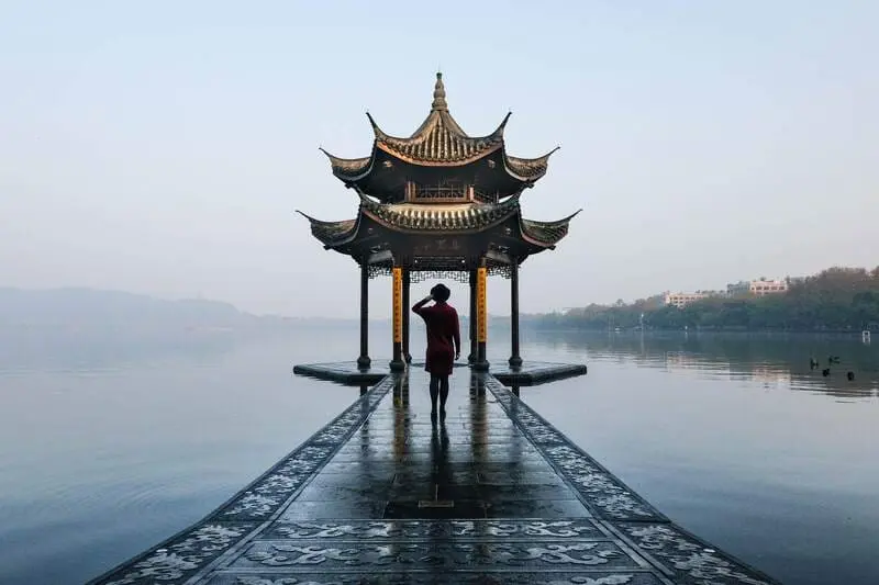 H&agrave;ng Ch&acirc;u, vẻ đẹp s&aacute;nh ngang với thi&ecirc;n đường hạ giới 6