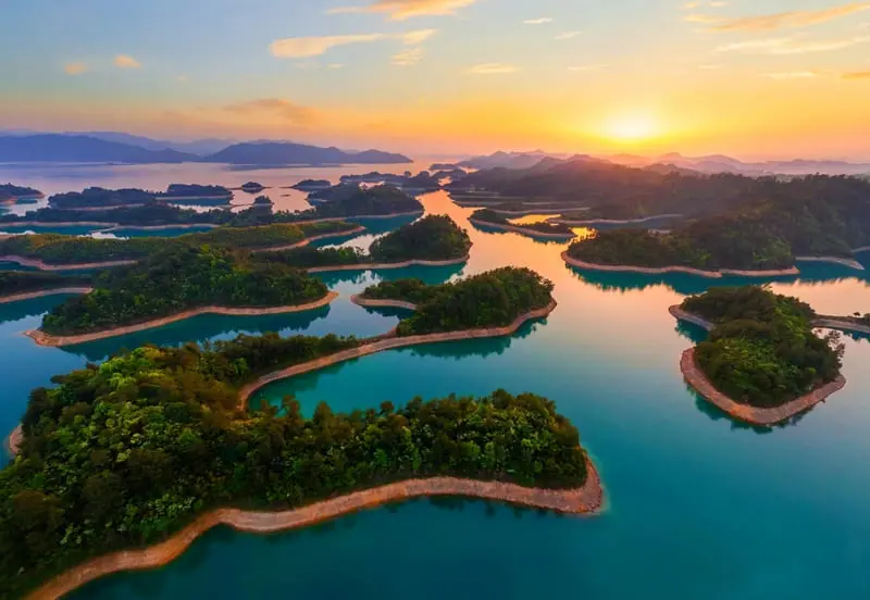 H&agrave;ng Ch&acirc;u, vẻ đẹp s&aacute;nh ngang với thi&ecirc;n đường hạ giới 19