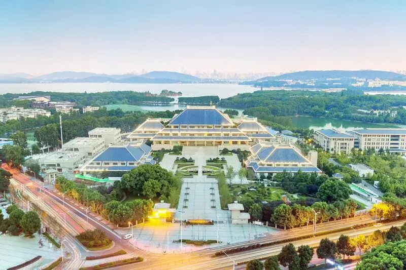 Hồ Bắc Trung Quốc, nơi trầm tích văn hóa có dòng Dương Tử đổ qua 6
