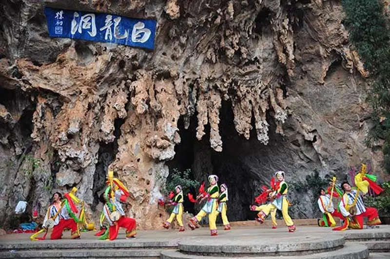 Kh&aacute;m ph&aacute; Di Lặc Trung Quốc, th&agrave;nh phố b&igrave;nh y&ecirc;n của tỉnh V&acirc;n Nam 11