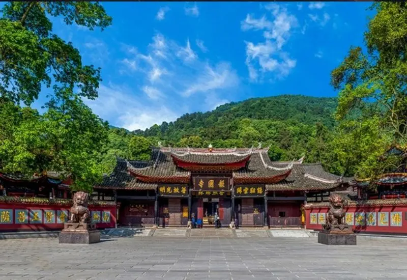 Kh&aacute;m ph&aacute; Ninh Ba: Th&agrave;nh phố ven biển nhộn nhịp bậc nhất 9