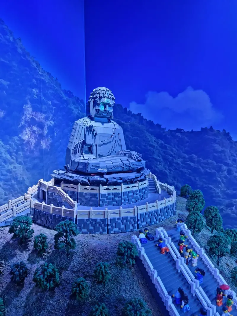 Nhộn nhịp khu giao thương Ti&ecirc;m Sa Chủy sầm uất Hong Kong 9