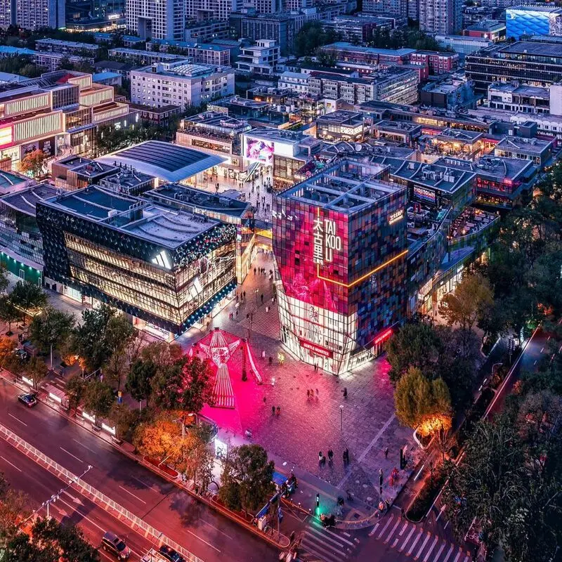 Phố bar Sanlitun, thi&ecirc;n đường vui chơi về đ&ecirc;m của Bắc Kinh 5