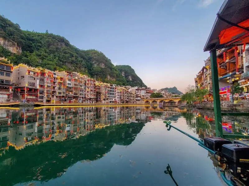 Qu&yacute; Ch&acirc;u Trung Quốc, bức tranh giao h&ograve;a c&aacute;c d&acirc;n tộc đa sắc 2
