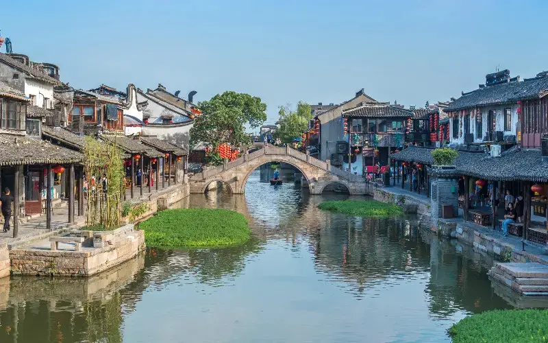 T&acirc;y Đường cổ trấn phản chiếu kh&ocirc;ng kh&iacute; b&igrave;nh y&ecirc;n của Giang Nam Trung Quốc 7