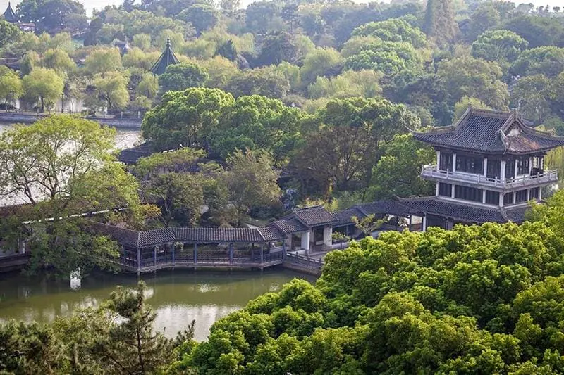 T&igrave;m về V&ocirc; T&iacute;ch y&ecirc;n b&igrave;nh nơi Th&aacute;i Hồ trong xanh 8