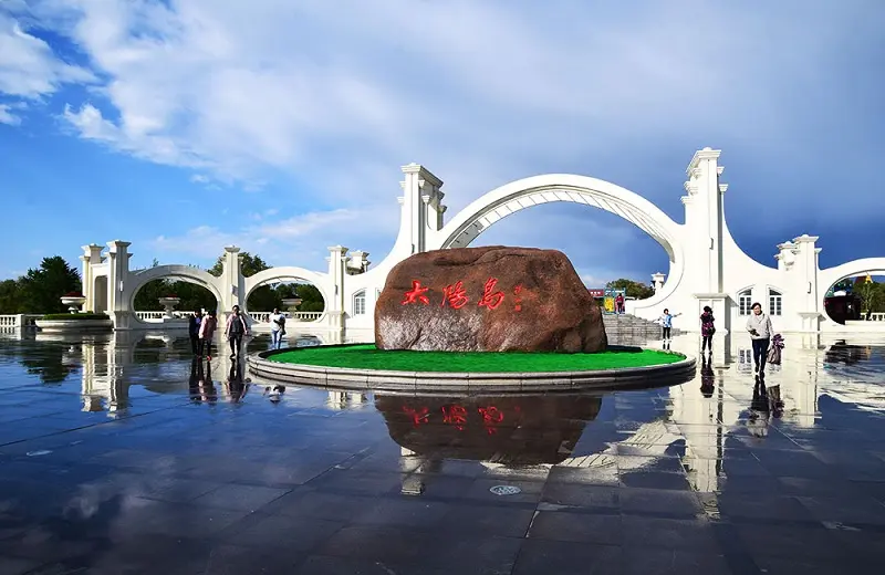 Trải nghiệm th&agrave;nh phố băng tuyết C&aacute;p Nhĩ T&acirc;n đẹp như cổ t&iacute;ch 14