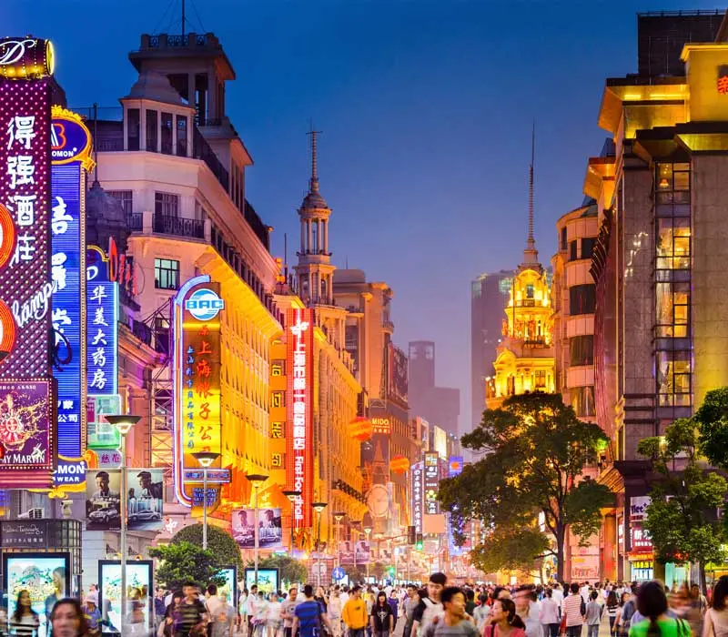 Khám phá Đại Lộ Nam Kinh, trái tim sầm uất của Thượng Hải