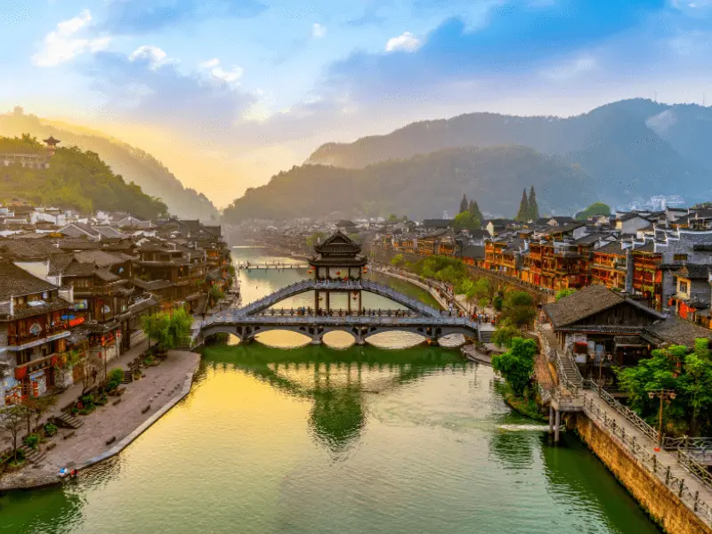 Kinh nghiệm du lịch Trung Quốc tự túc từ A-Z năm 2026