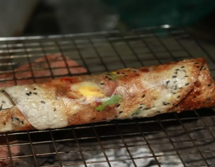 Kh&aacute;m ph&aacute; m&oacute;n B&aacute;nh tr&aacute;ng nem C&ugrave; Lao Lục Sĩ mềm dẻo, thơm ngon 6