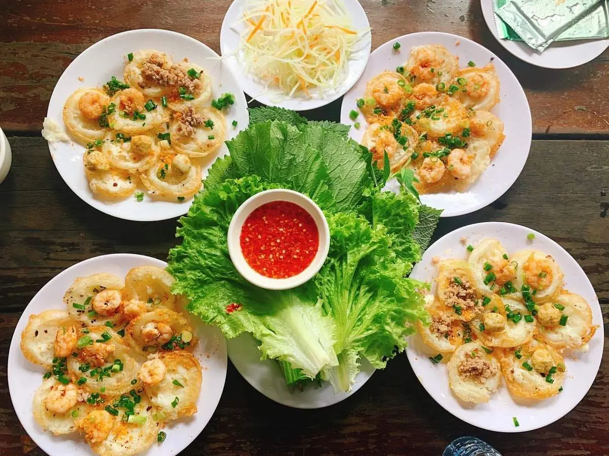 Bánh khọt Vũng Tàu - Liêu xiêu trước vị ngon đậm đà của món bánh khọt