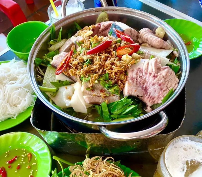 Ăn gì ở Vũng Tàu và top 10 món ngon nức ti&ecirc;́ng kh&ocirc;ng th&ecirc;̉ bỏ lỡ 3