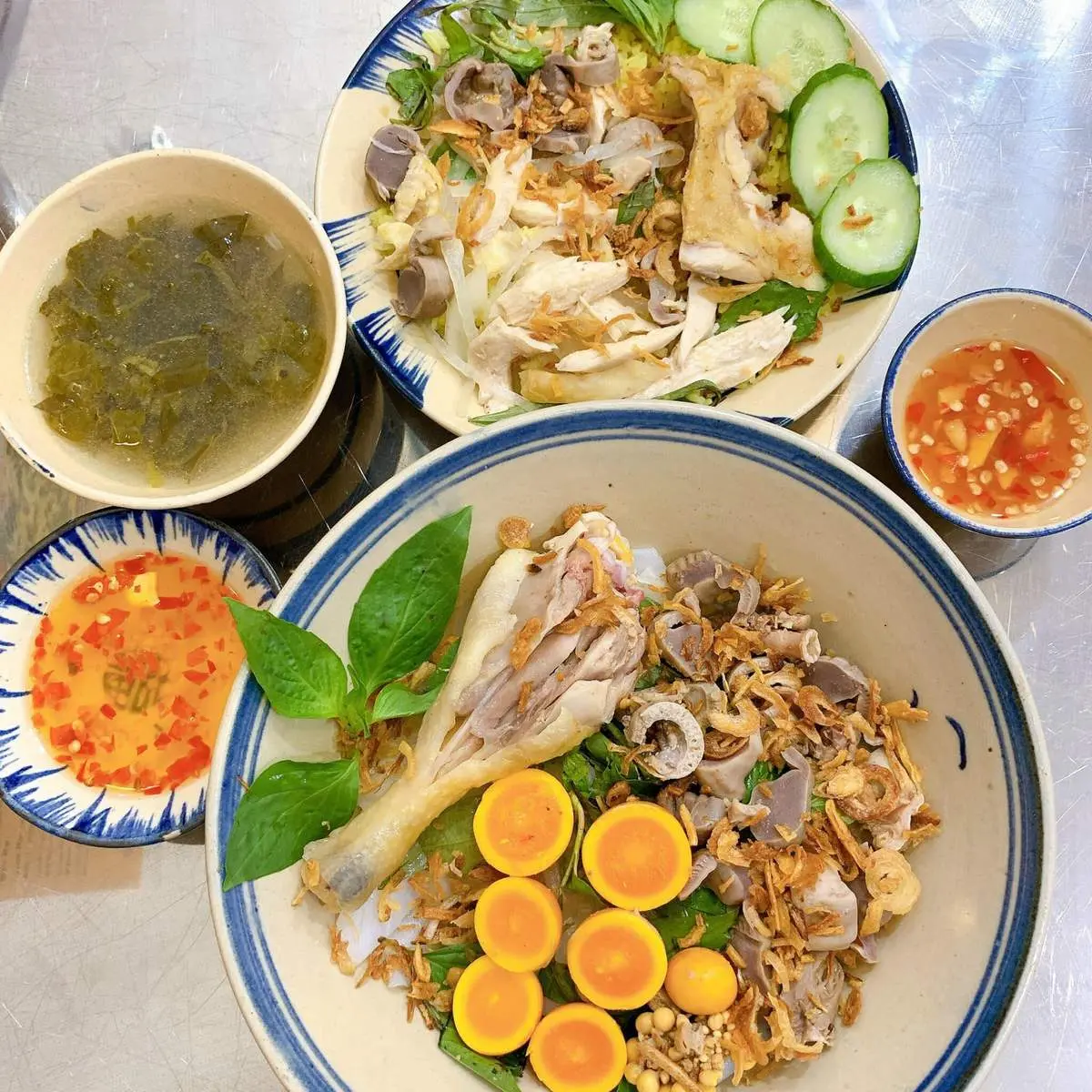 B&aacute;nh ướt l&ograve;ng g&agrave; C&ocirc; Nh&atilde; - Đặc sản th&agrave;nh phố biển Vũng T&agrave;u vạn người m&ecirc; 4
