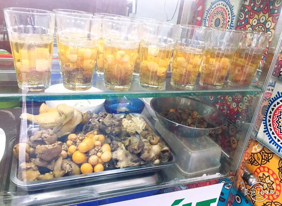B&aacute;nh ướt l&ograve;ng g&agrave; C&ocirc; Nh&atilde; - Đặc sản th&agrave;nh phố biển Vũng T&agrave;u vạn người m&ecirc; 6