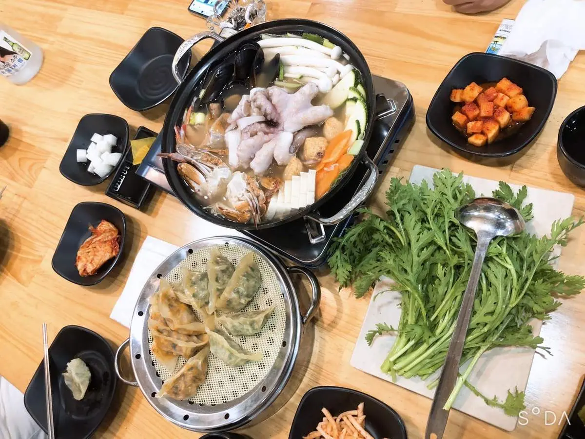 Jinguk Restaurant - Nh&agrave; h&agrave;ng chuy&ecirc;n c&aacute;c m&oacute;n H&agrave;n Quốc với thực đơn đa dạng 16