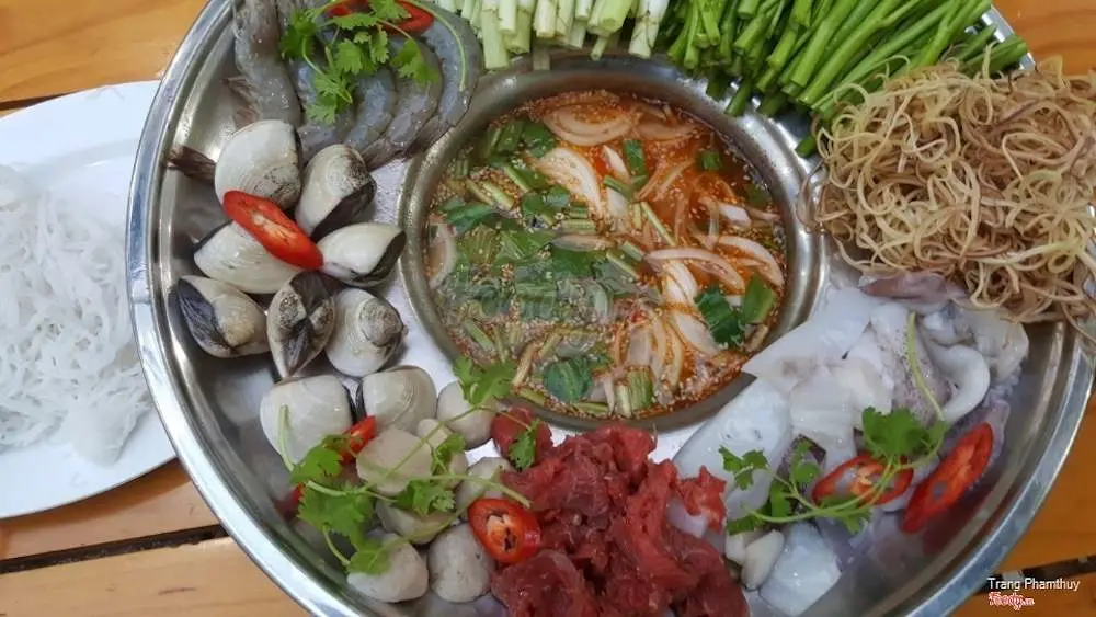 Qu&aacute;n ăn hải sản 7 Lượm kh&ocirc;ng gian si&ecirc;u to khổng lồ ngay trung t&acirc;m Vũng T&agrave;u 10