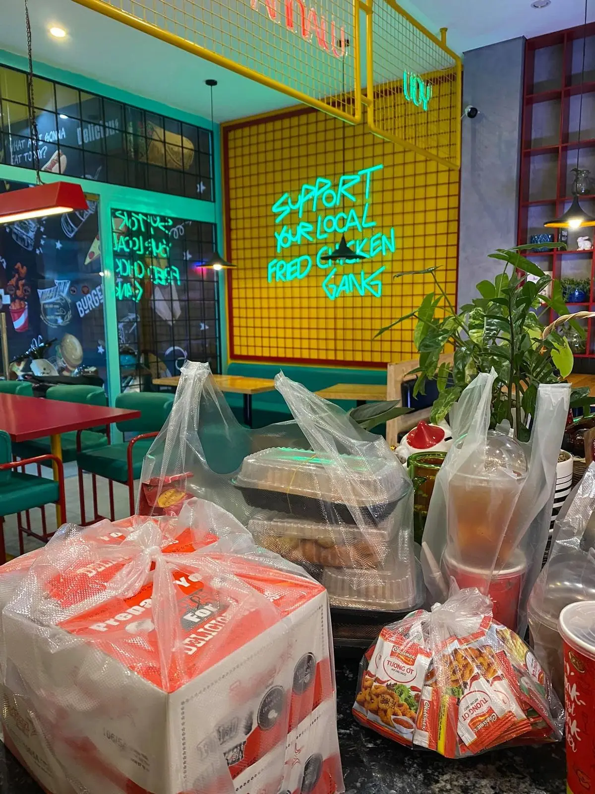 Rodstarz FastFood Vũng T&agrave;u &ndash; Cửa h&agrave;ng thức ăn nhanh mang hương vị truyền thống 3