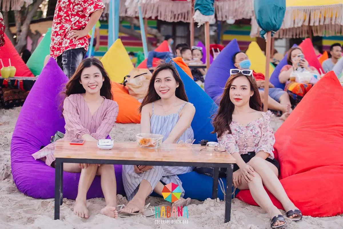 Thi&ecirc;n đường giải nhiệt Habana - Colorful Beach Beer Vũng T&agrave;u 8