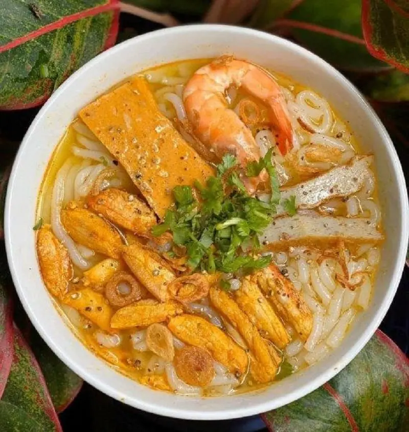 Top 10 quán bánh canh ghẹ Vũng Tàu bình dân và đông khách 3