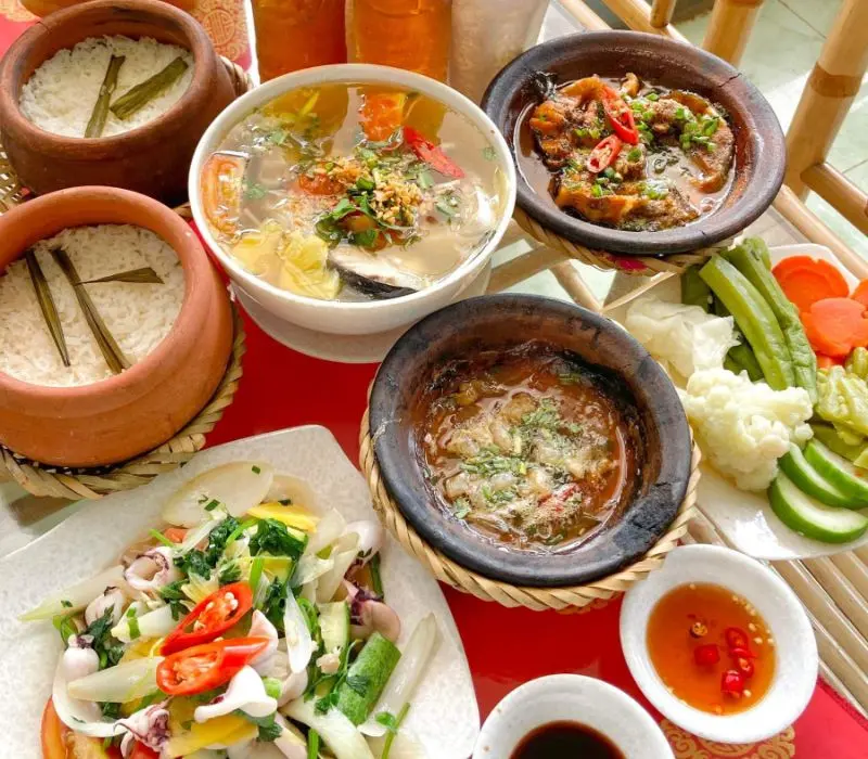 Top 12 qu&aacute;n cơm ni&ecirc;u Vũng T&agrave;u được người d&acirc;n địa phương y&ecirc;u th&iacute;ch 4