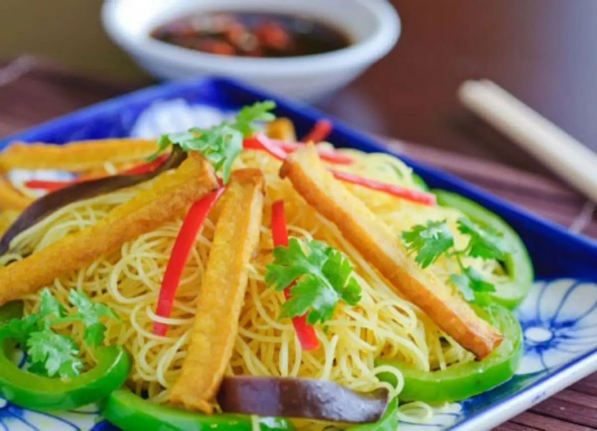 Top qu&aacute;n ăn ngon đường Đồ Chiểu Vũng T&agrave;u - Con phố ẩm thực nức tiếng vừa nghe th&ocirc;i đ&atilde; th&egrave;m 11