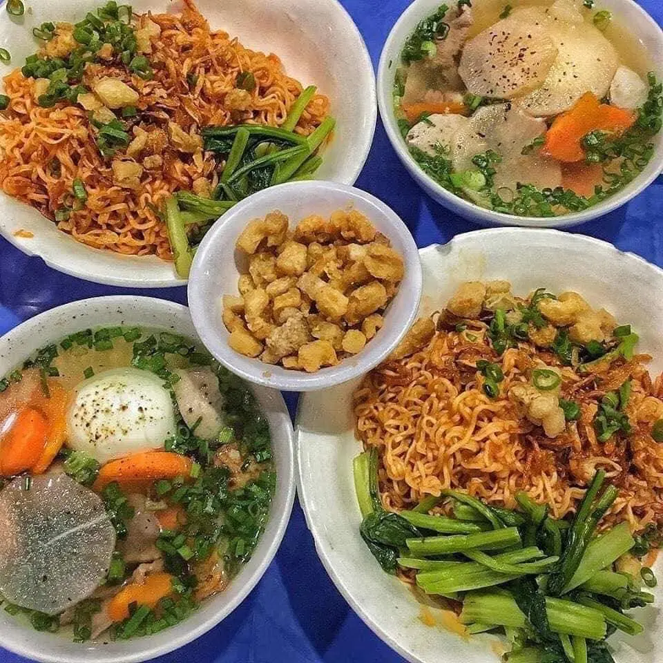 Vũng Tàu ăn gì? - Sáng, trưa, chiều tối - Món ngon có đủ hết nhé 10