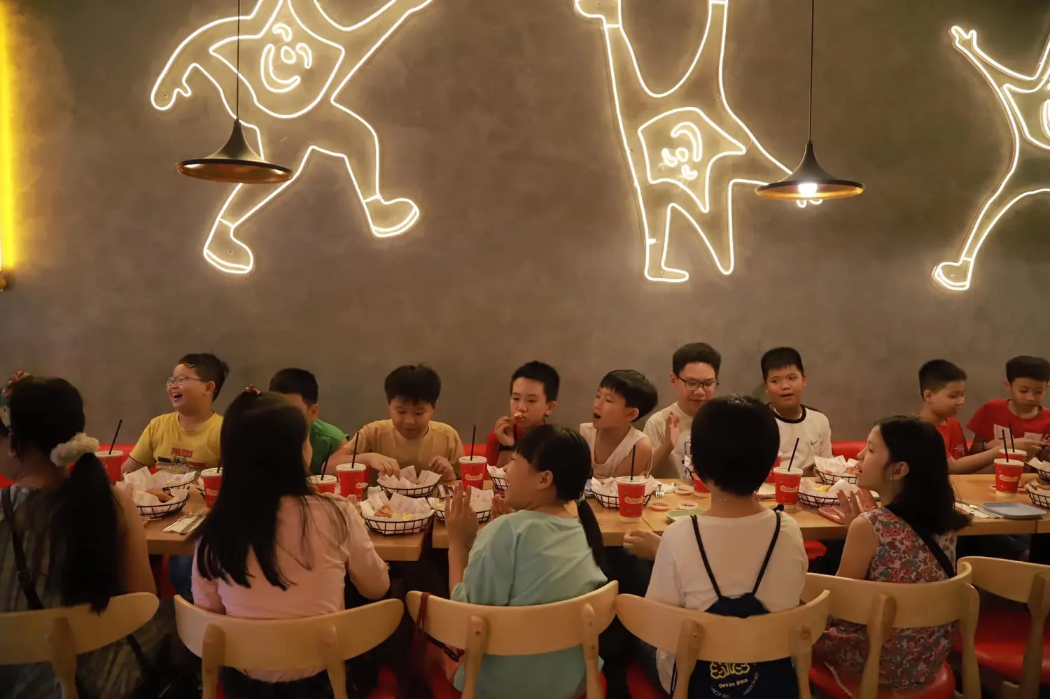Rodstarz FastFood Vũng Tàu – Cửa hàng thức ăn nhanh mang hương vị truyền thống