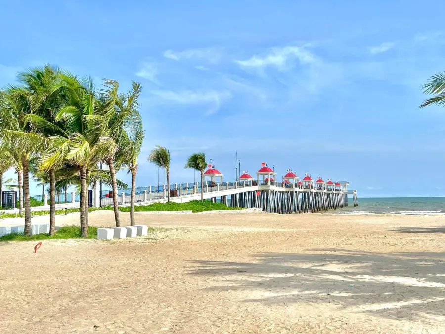 Ngắm cảnh tr&ecirc;n Cầu Hamptons Pier d&agrave;i nhất Đ&ocirc;ng Nam &Aacute; 5