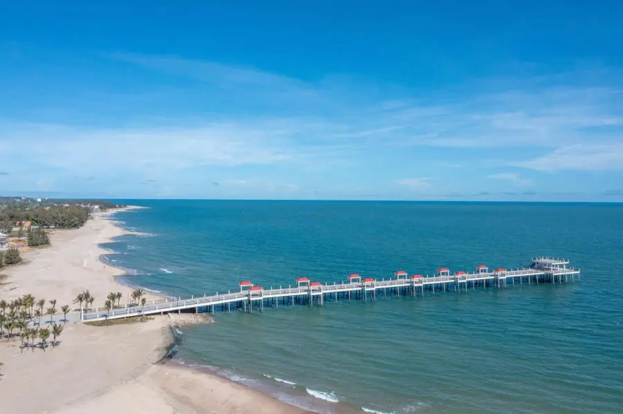 Ngắm cảnh tr&ecirc;n Cầu Hamptons Pier d&agrave;i nhất Đ&ocirc;ng Nam &Aacute; 4