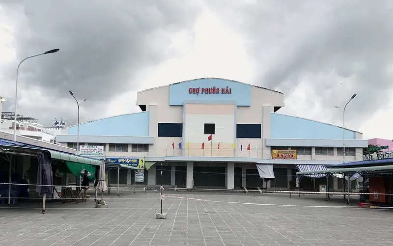 Về chợ Phước Hải thưởng thức hải sản tươi ngon 2