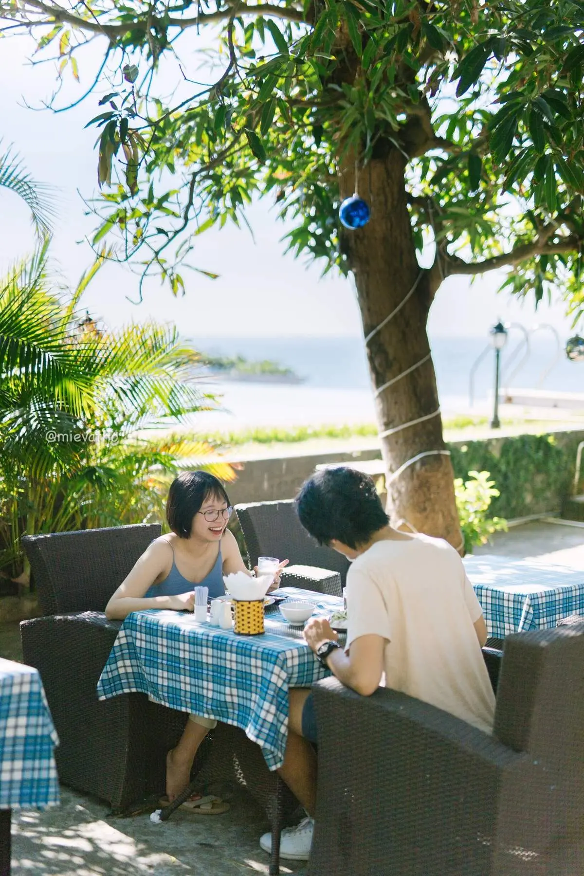 Vũng T&agrave;u v&agrave; một ng&agrave;y v&ocirc; định của cặp đ&ocirc;i mievatho 11