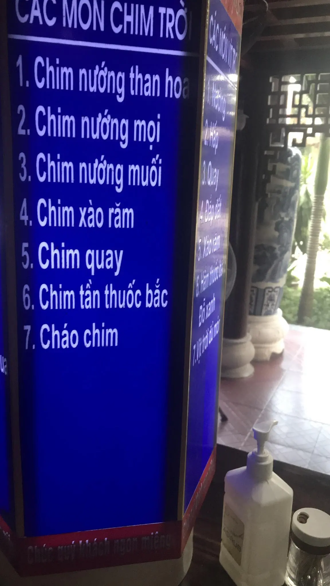 Vừa ăn vừa ngắm view s&ocirc;ng, sao lại kh&ocirc;ng với Nh&agrave; h&agrave;ng Thuyền Ch&agrave;i 3