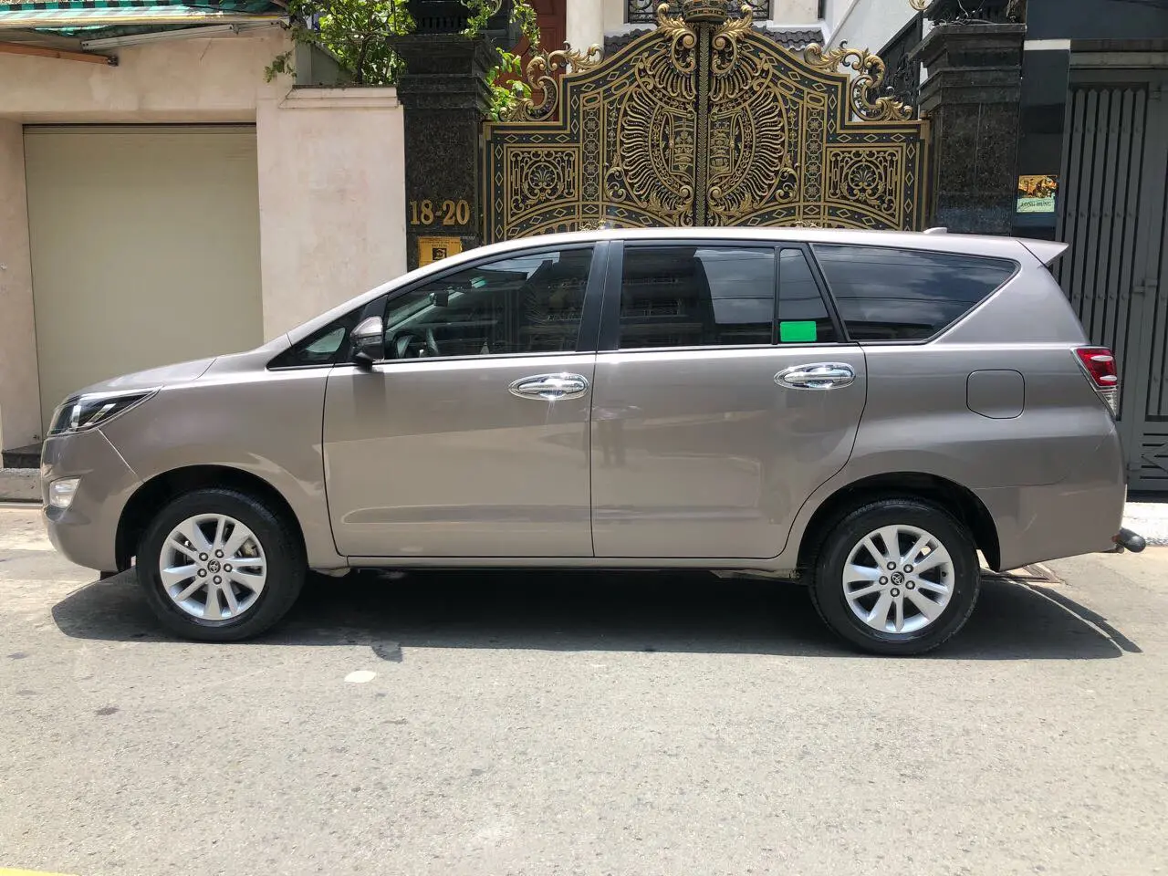 Thu&ecirc; &ocirc; t&ocirc; tự l&aacute;i ở Y&ecirc;n B&aacute;i tha hồ vi vu mọi nẻo đường 4