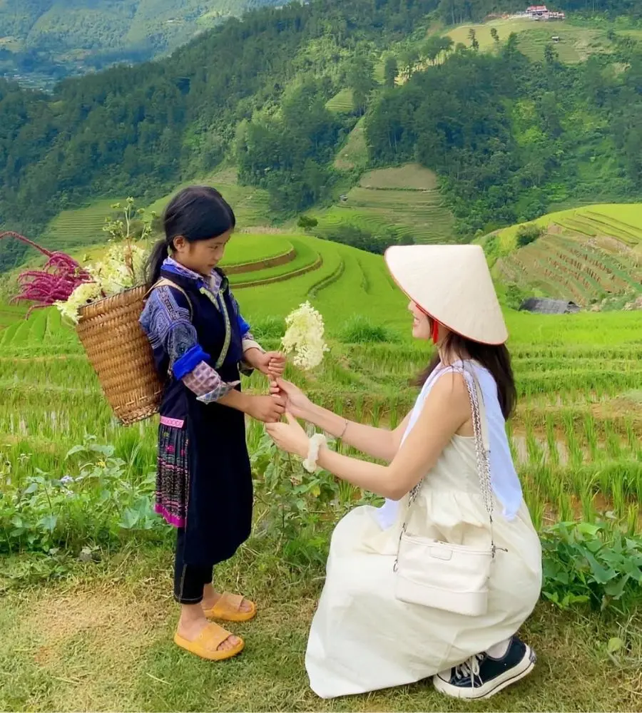 Lang thang M&ugrave; Cang Chải kh&aacute;m ph&aacute; bức tranh T&acirc;y Bắc đẹp ngẩn ngơ 12