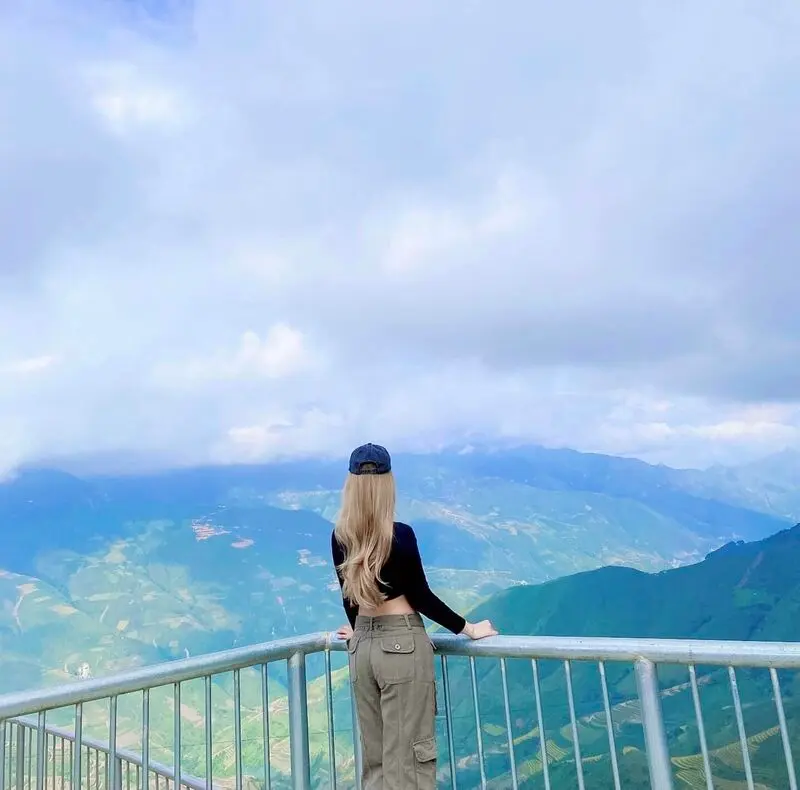 T&agrave; X&ugrave;a, mỹ cảnh ẩn m&igrave;nh trong l&agrave;n m&acirc;y trắng x&oacute;a 4